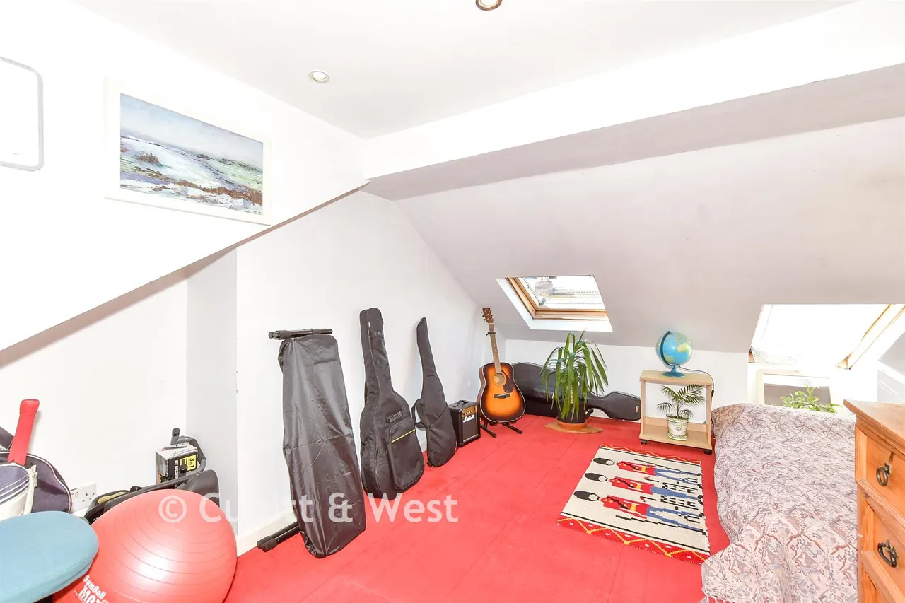 Alverstone Road, Southsea, PO4, photo 9