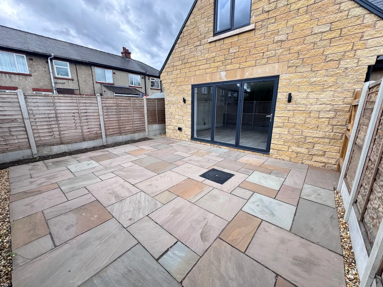 Smithbrook Close, High Peak, photo 16