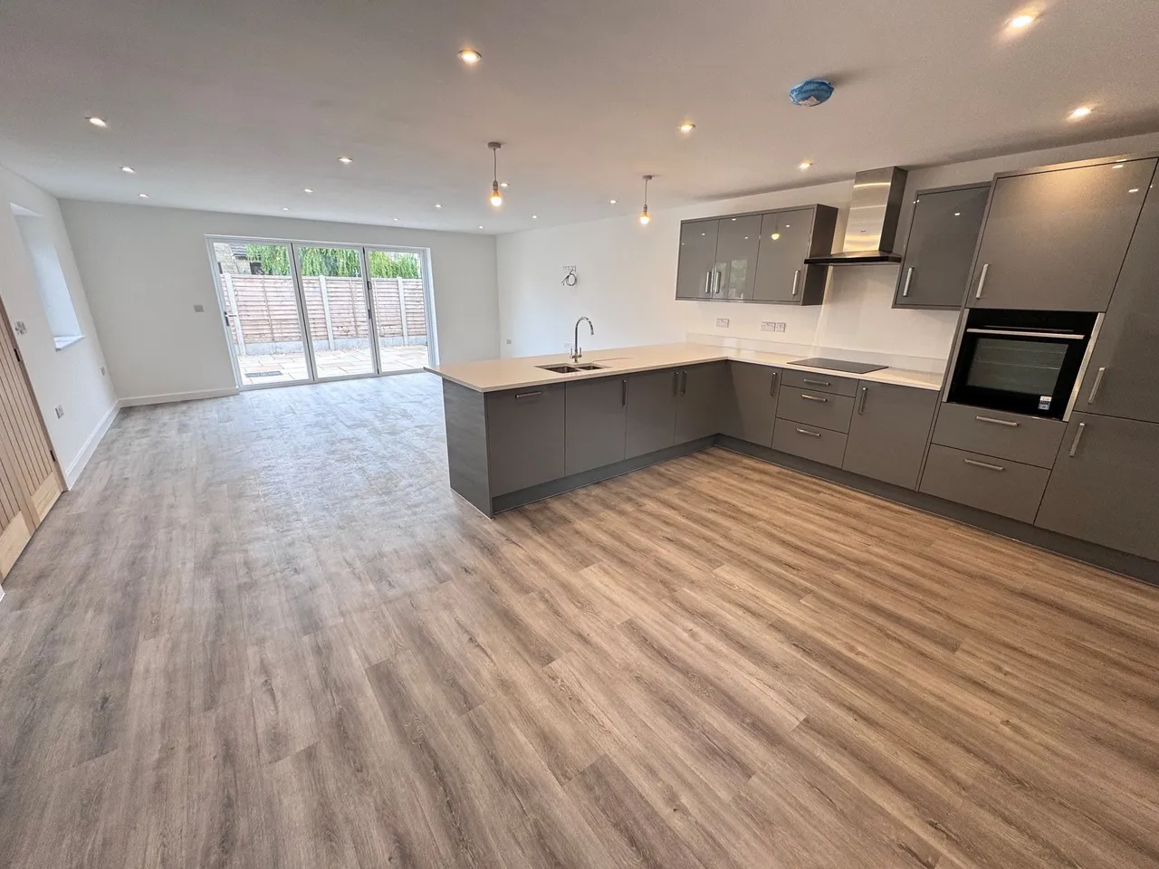 Smithbrook Close, High Peak, photo 2
