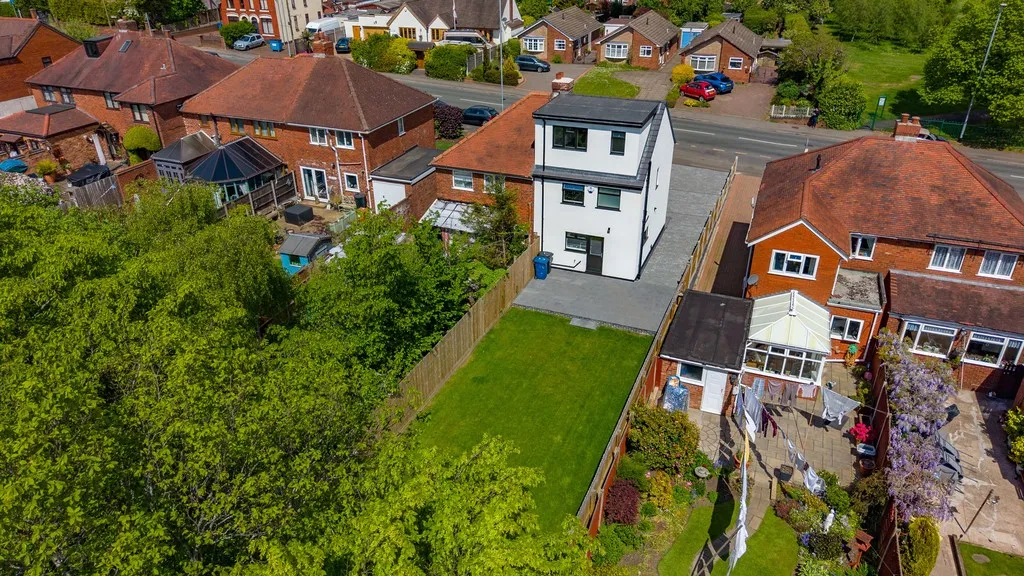 Cannock Road, Burntwood, photo 2