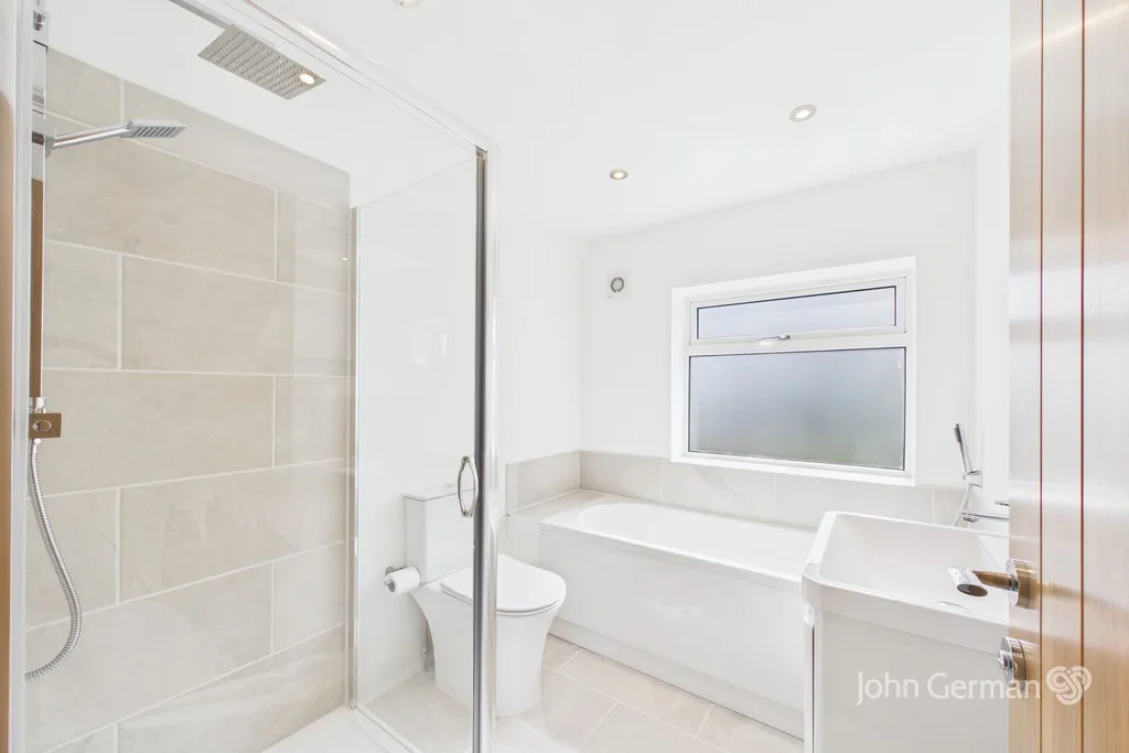 Cannock Road, Burntwood, photo 11