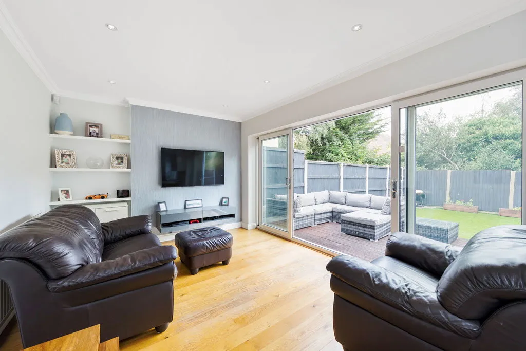 Woolhampton Way, Chigwell, IG7, photo 5