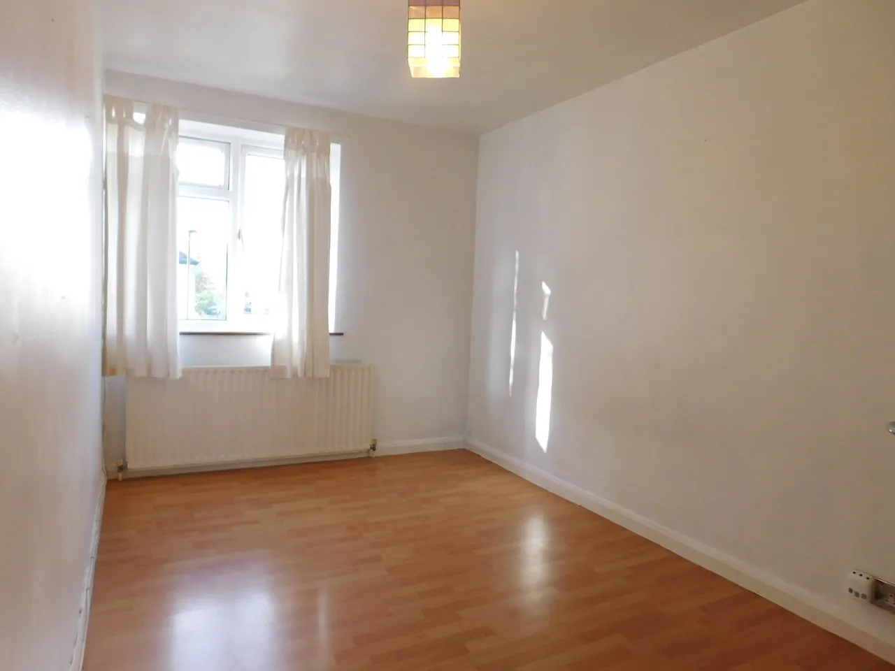 The Grove, Greenford, Middlesex, UB6 9BY, photo 4