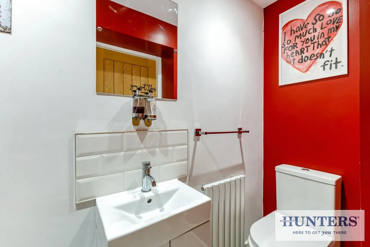 Byeway, Guiseley, LS20, photo 26