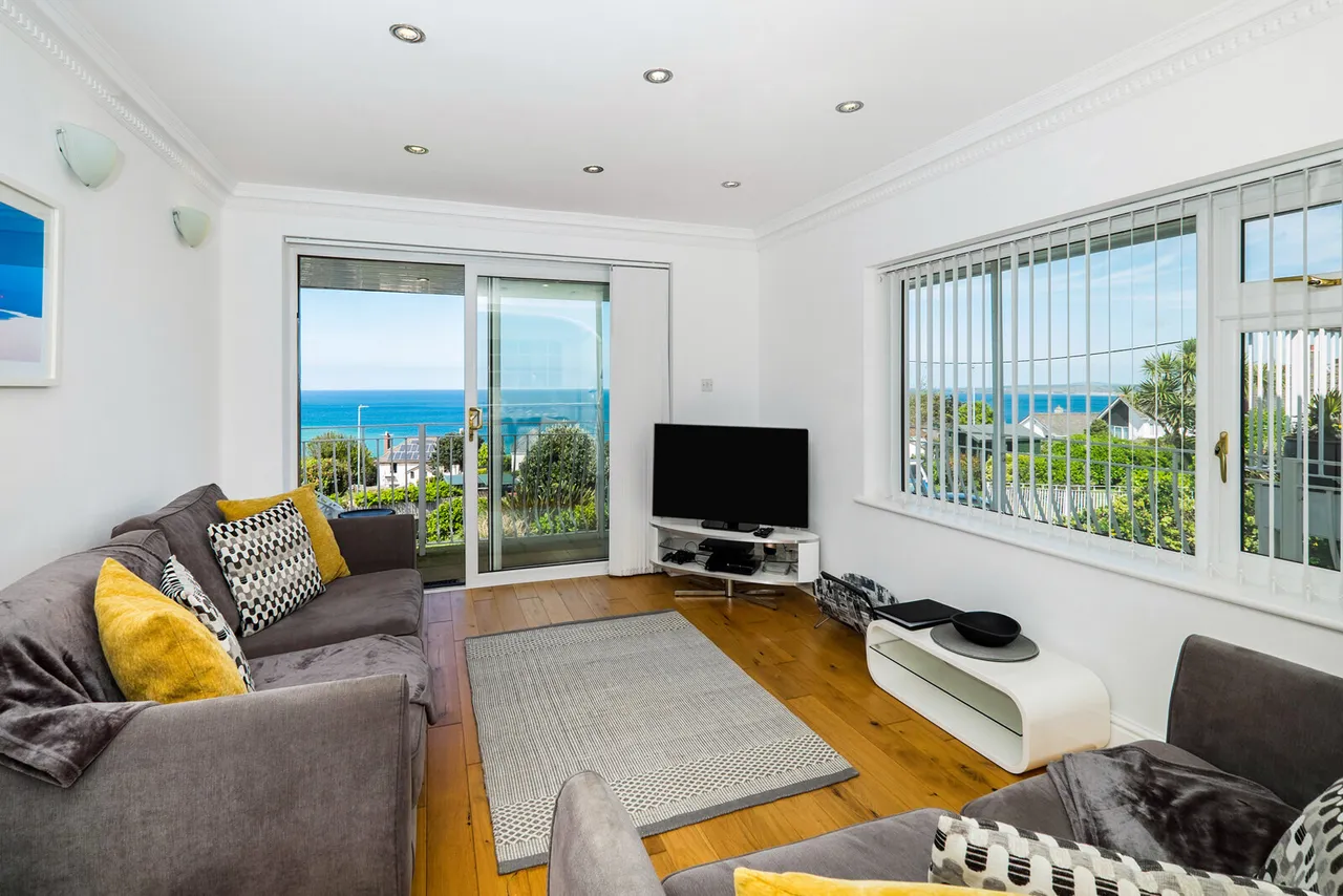 Boskerris Crescent, Carbis Bay, TR26, photo 3