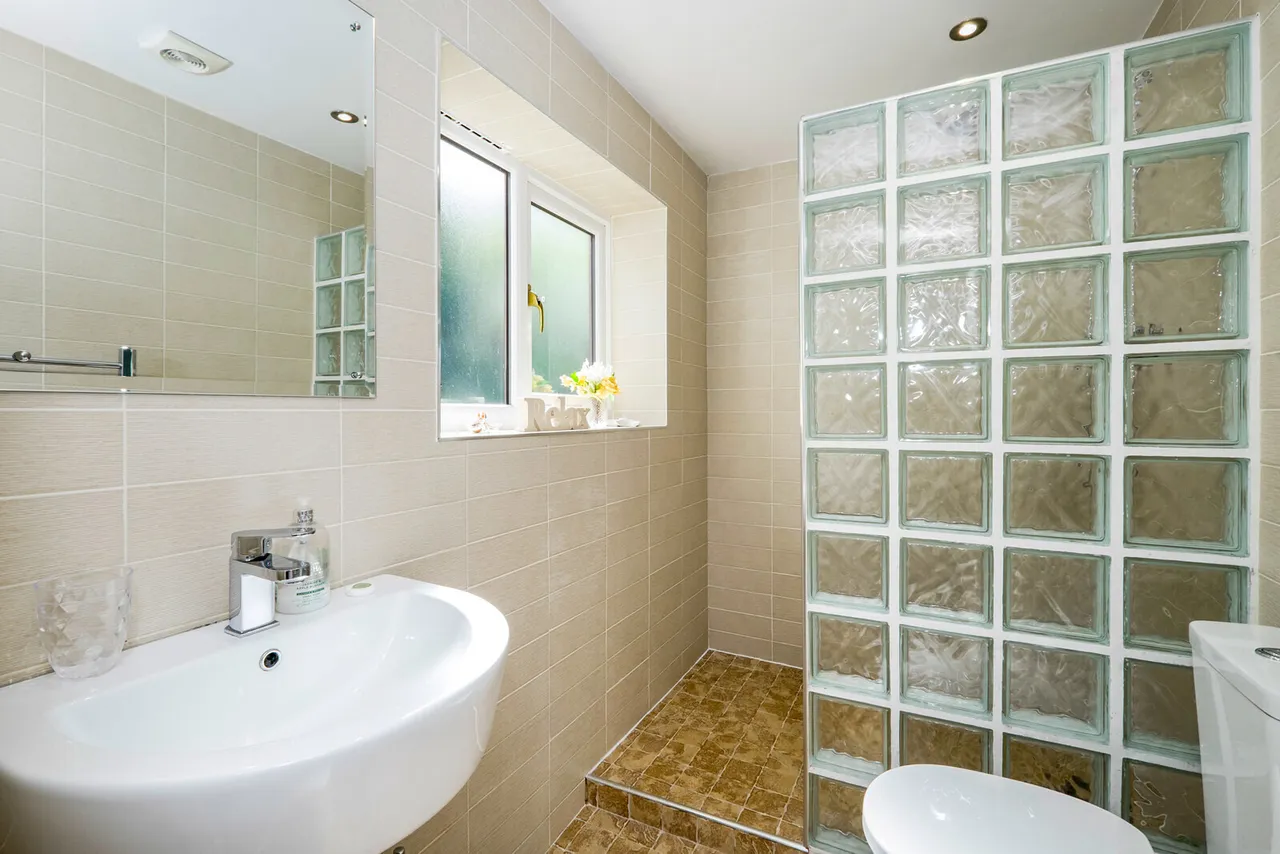 Boskerris Crescent, Carbis Bay, TR26, photo 10