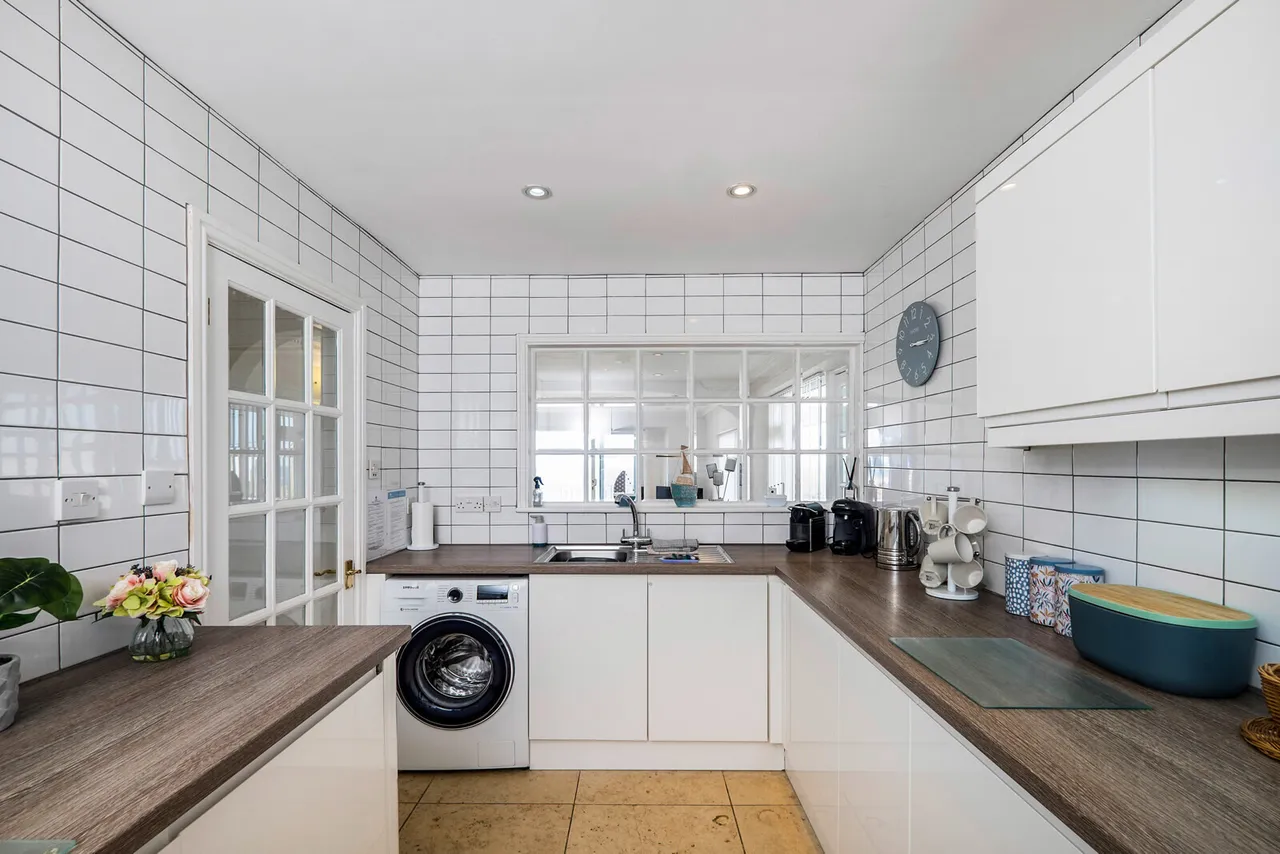 Boskerris Crescent, Carbis Bay, TR26, photo 13