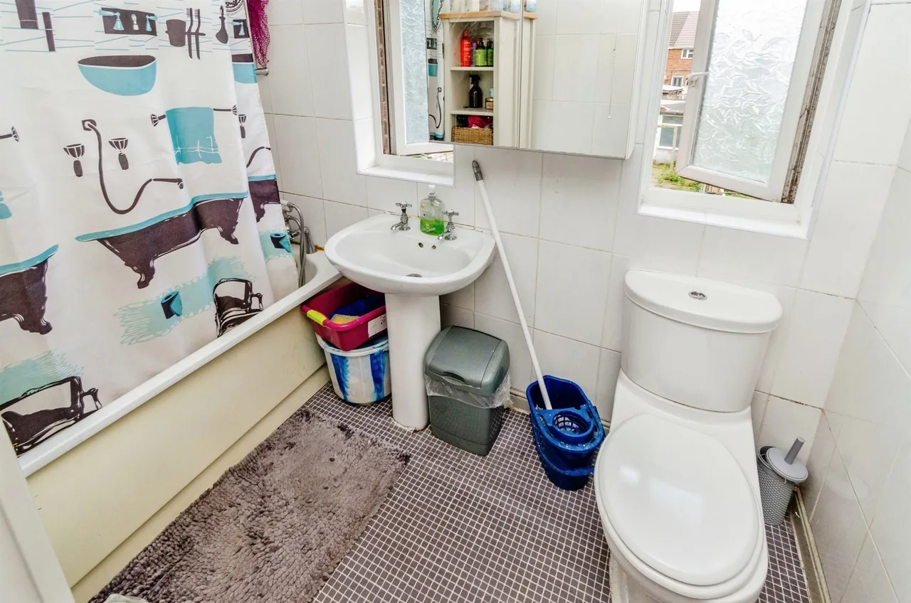 Kelvin Place, Walsall, WS2, photo 15