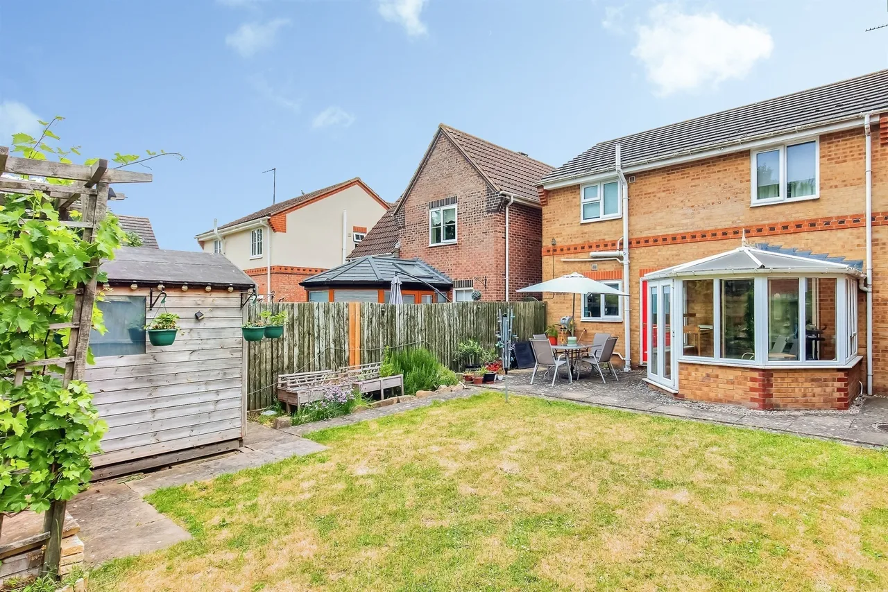 Marigold Close, Stamford, PE9, photo 18