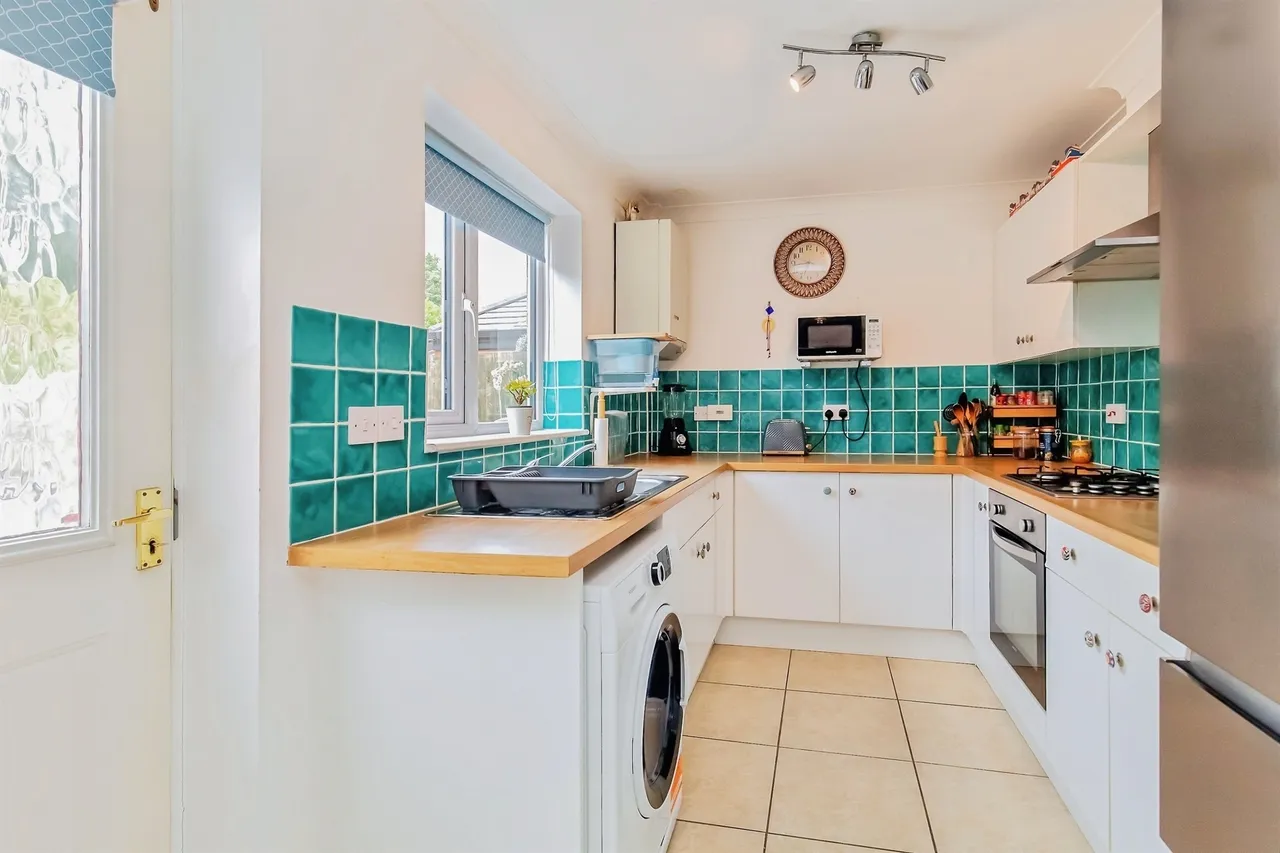 Marigold Close, Stamford, PE9, photo 8