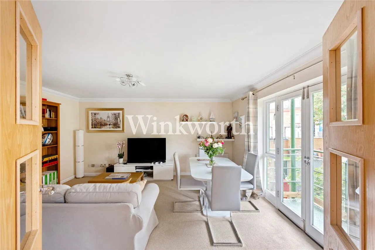 291 Green Lanes, London, London, N4, photo 2