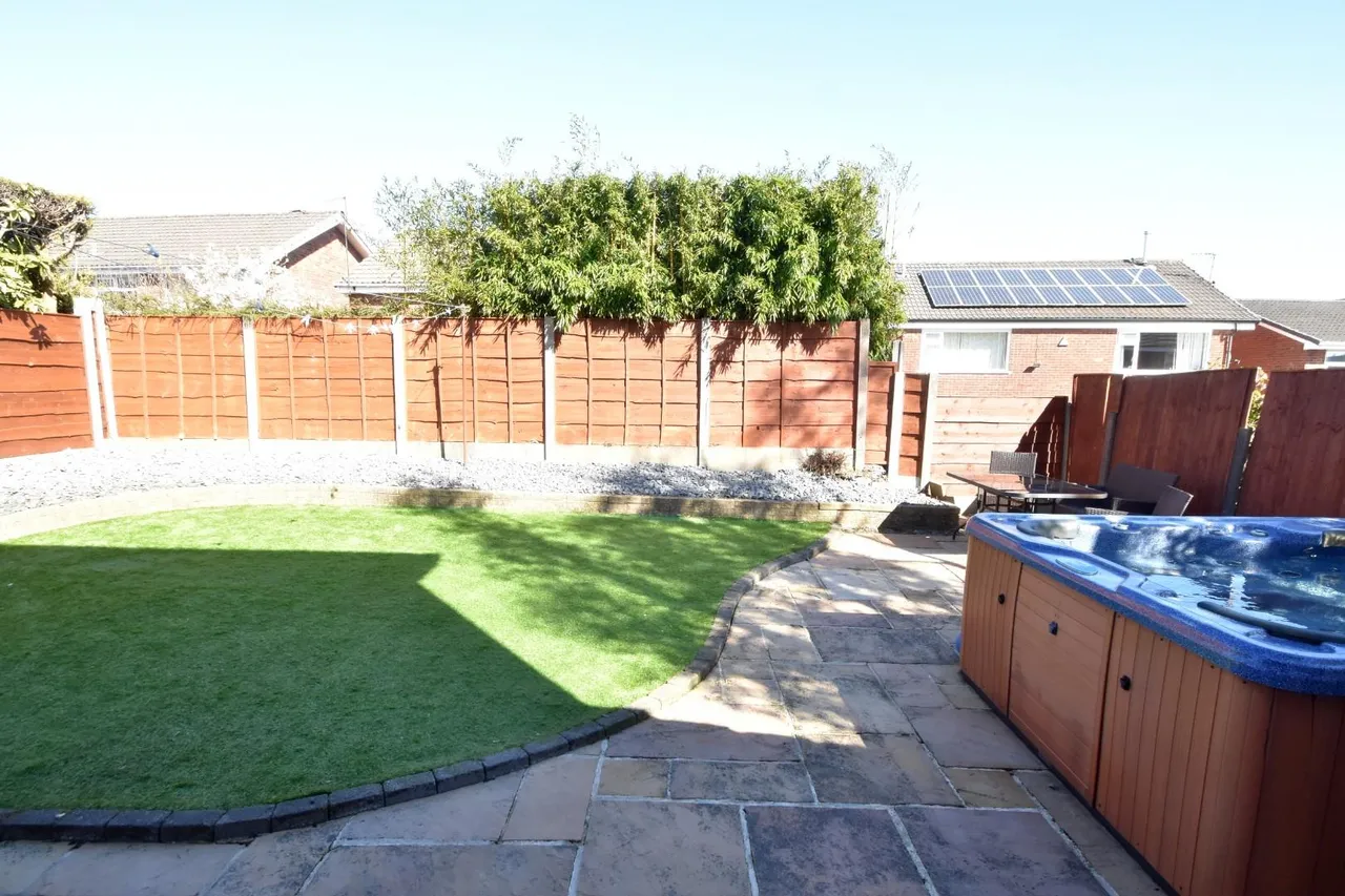 Hackford Close, Brandlesholme, Bury, BL8 1XP, photo 23