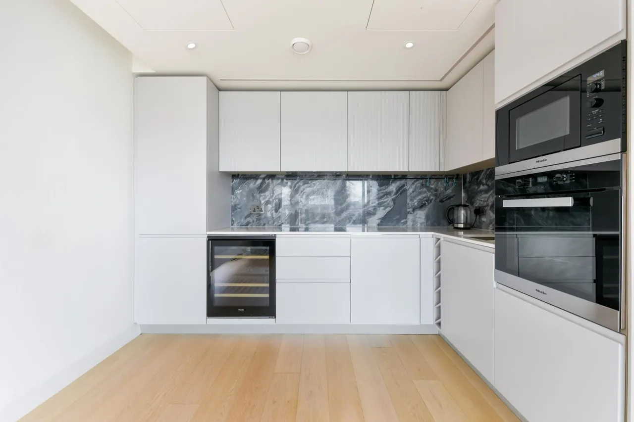 Fountain Park Way, W12, photo 10