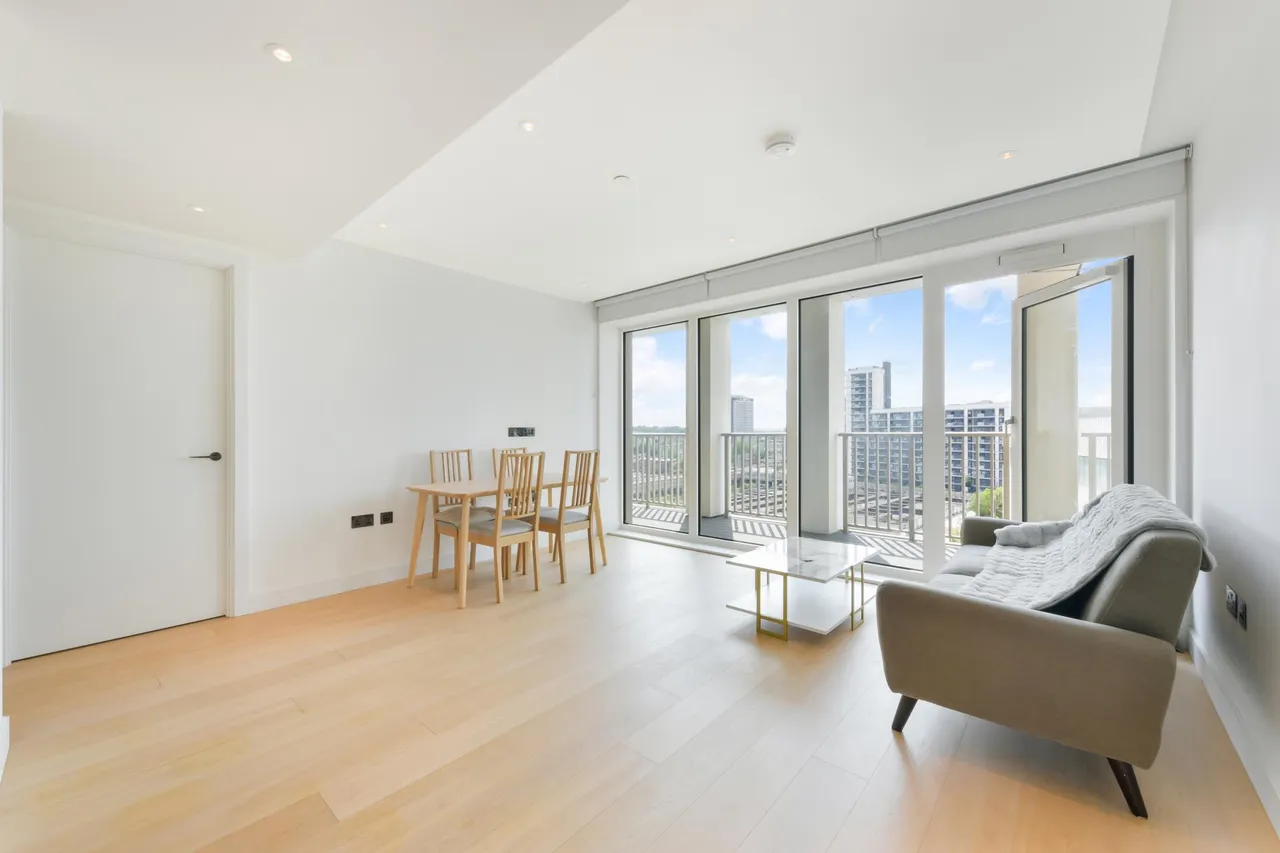 Fountain Park Way, W12, photo 8