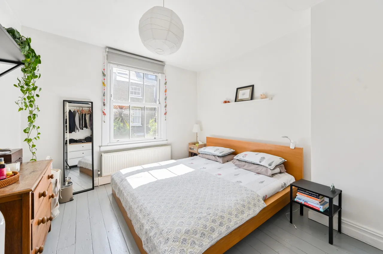 Flat 2, 1 Handforth Road, London, photo 6