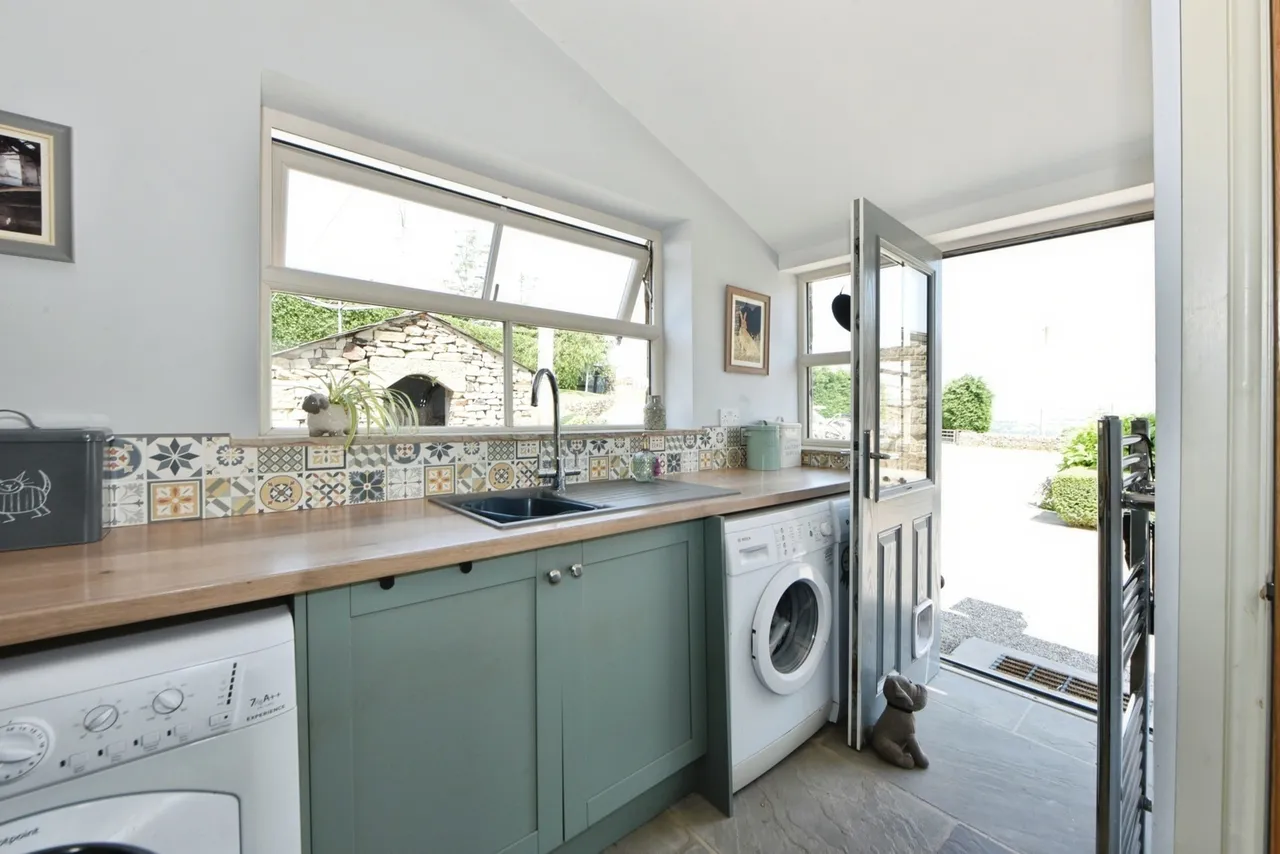 Colne Road, Trawden, BB8, photo 10