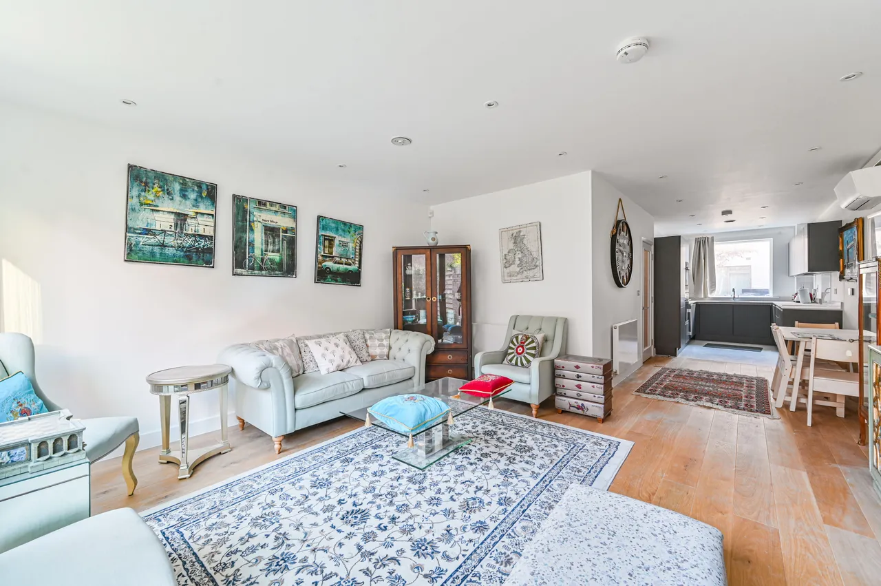 35 Rennie Street, London, photo 4