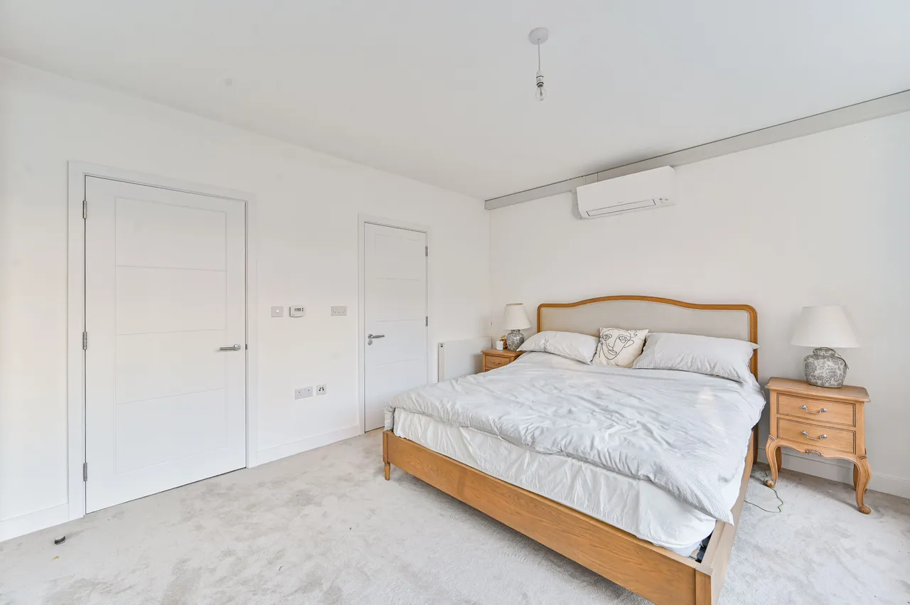 35 Rennie Street, London, photo 12