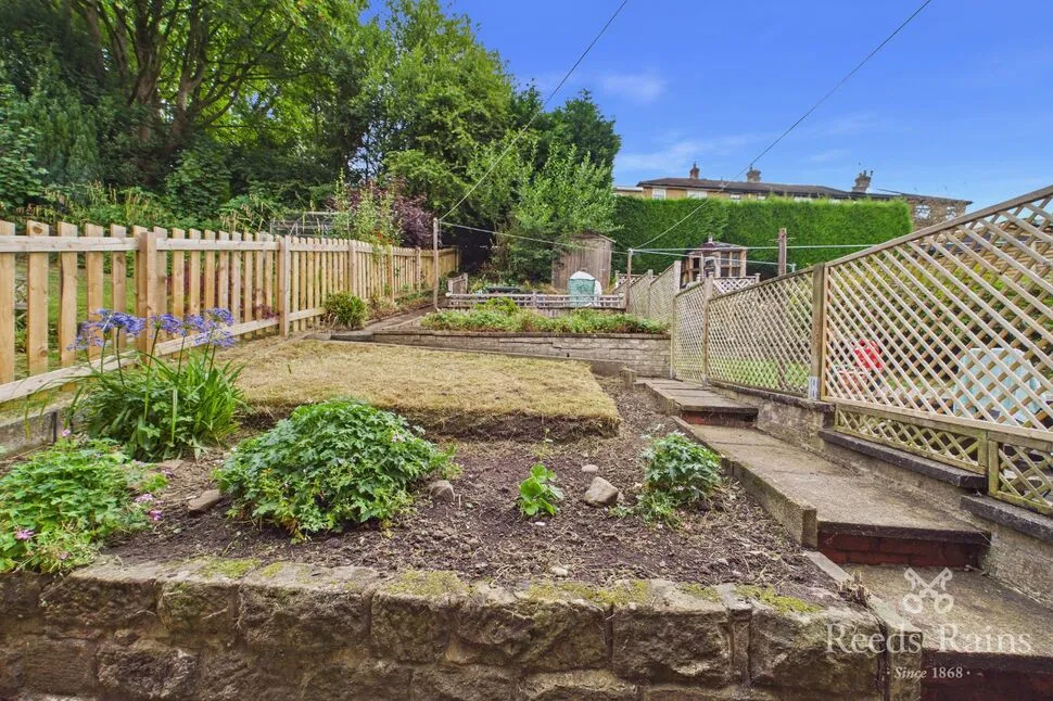 Burnley Road, Todmorden, OL14, photo 7