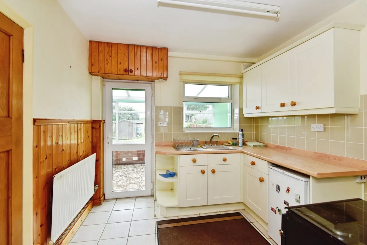 Church Lane, Betley, Crewe, Staffordshire, CW3, photo 4