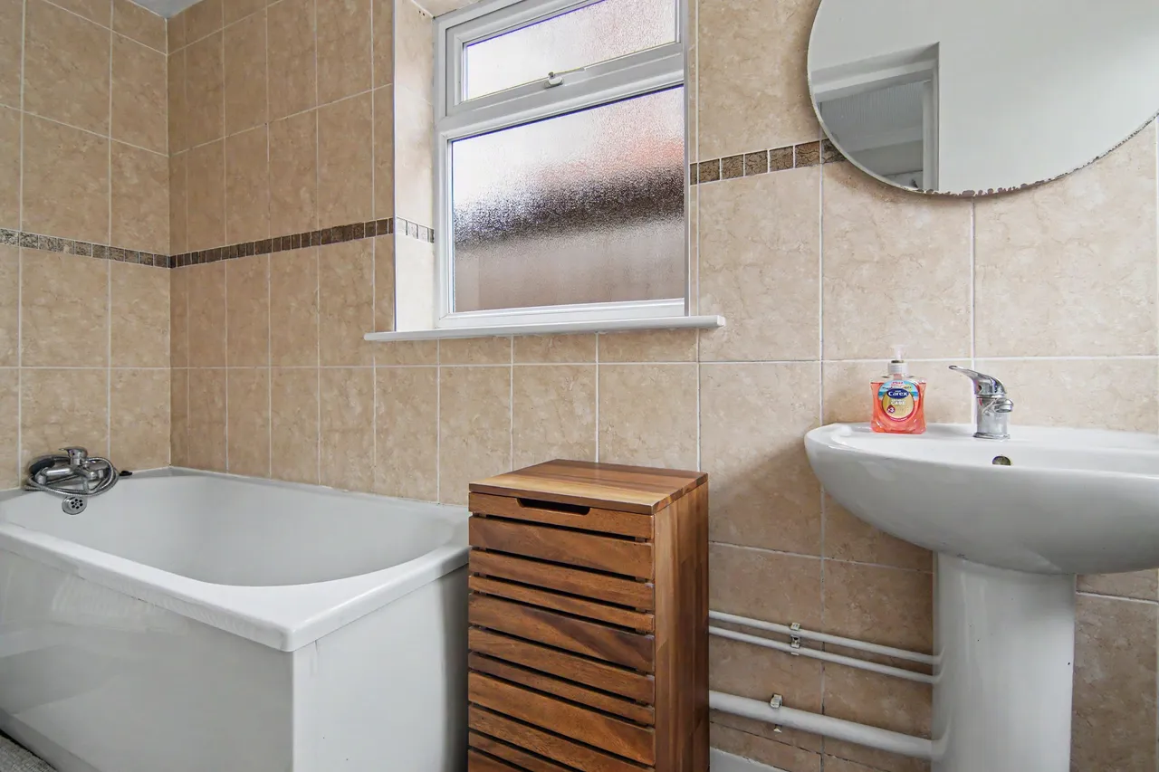 Gipsy Lane, Nuneaton, CV11, photo 7