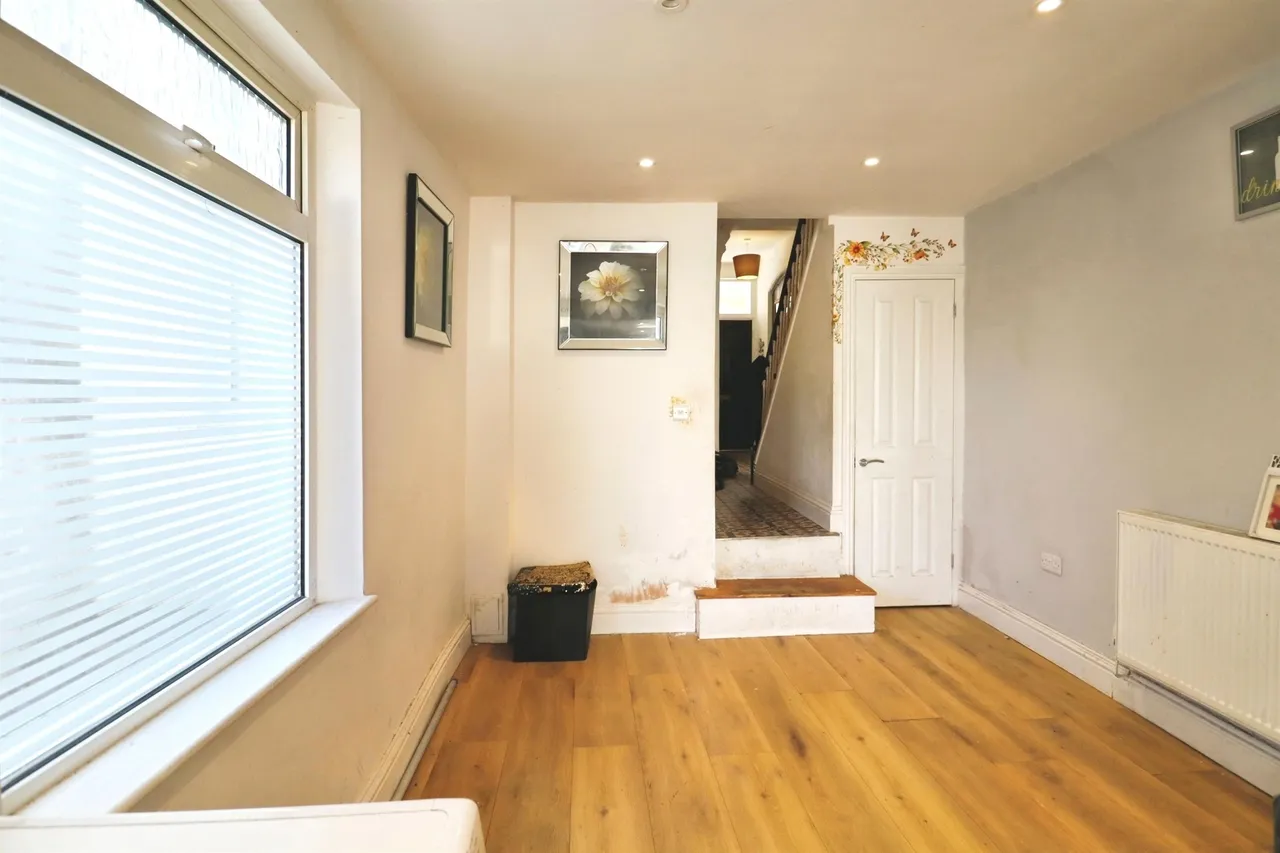 Craddock Street, Cardiff, photo 8