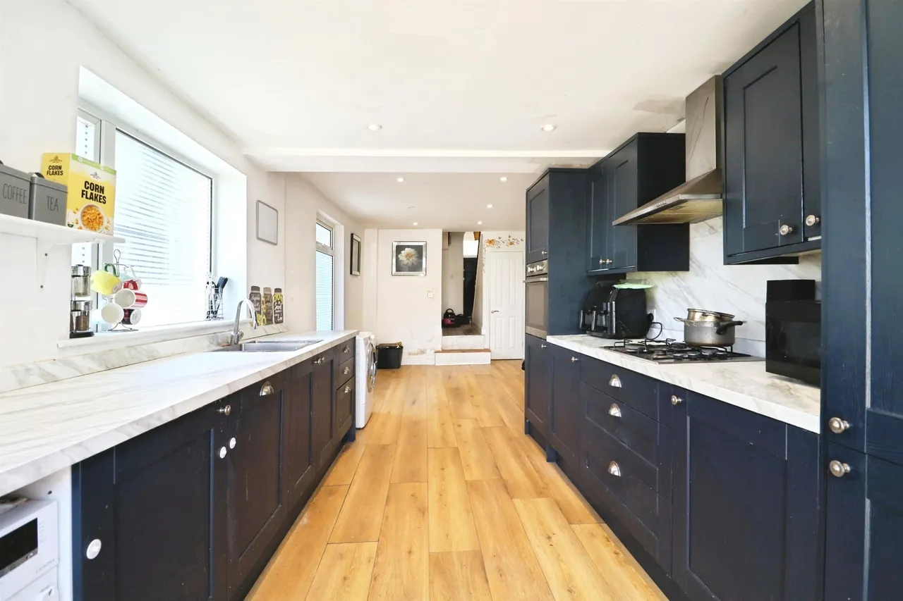 Craddock Street, Cardiff, photo 7