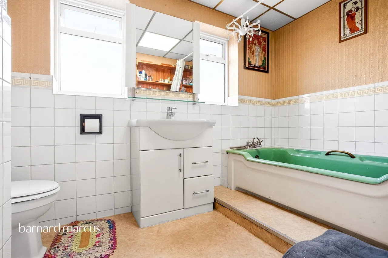 Lancaster Road, London, SE25, photo 11