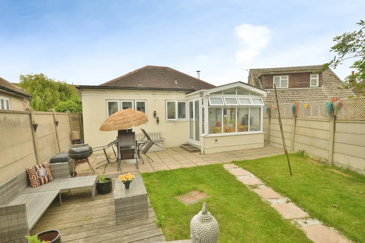 Raymoor Avenue, St. Marys Bay, Romney Marsh, Kent, TN29, photo 14