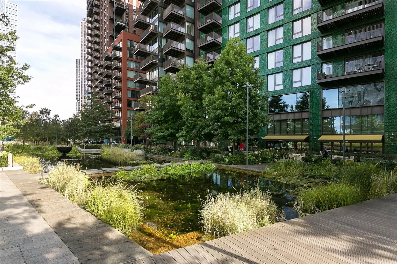 Viaduct Gardens, SW11, photo 17