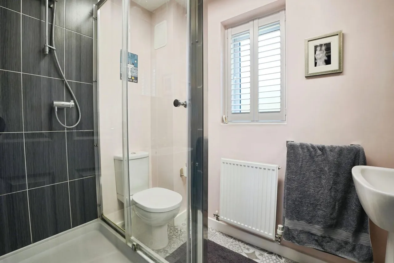 Blue Albion Street, Retford, DN22, photo 11