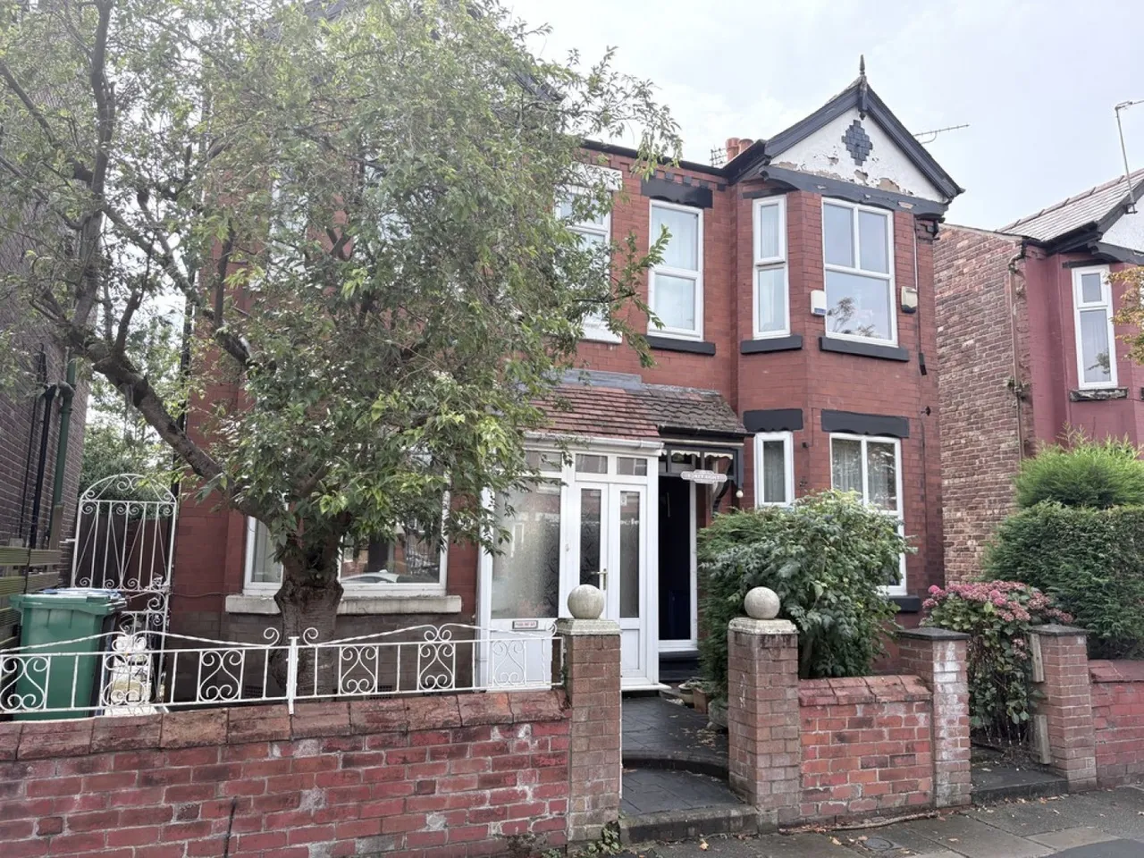 Langdale Avenue, Levenshulme, Manchester, photo 2