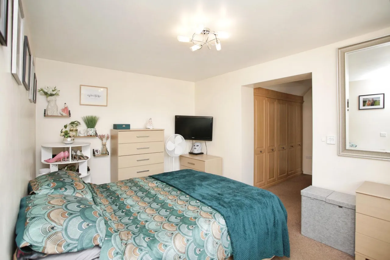 Lionel Close, Nuneaton, CV10, photo 5