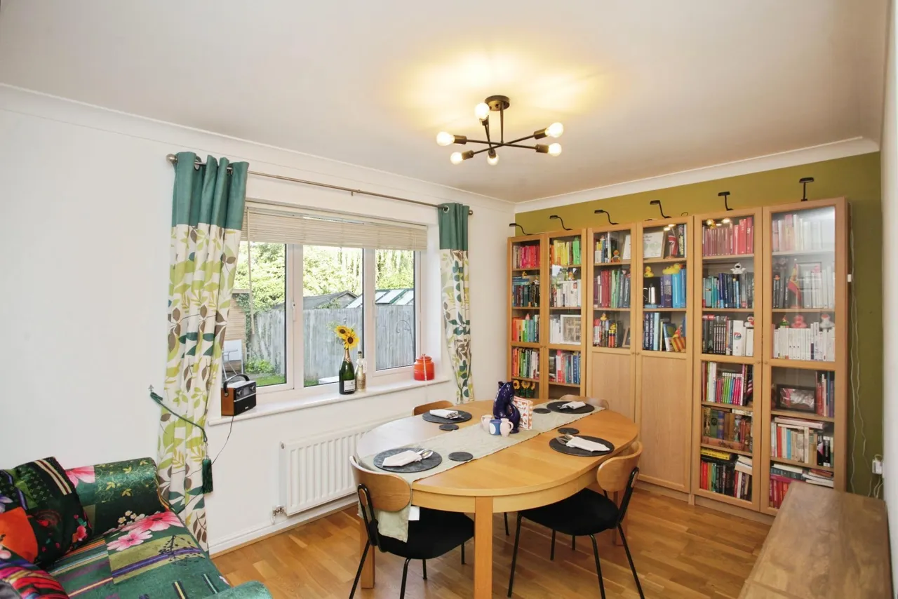 Lionel Close, Nuneaton, CV10, photo 8
