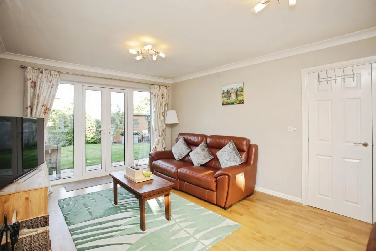 Lionel Close, Nuneaton, CV10, photo 3