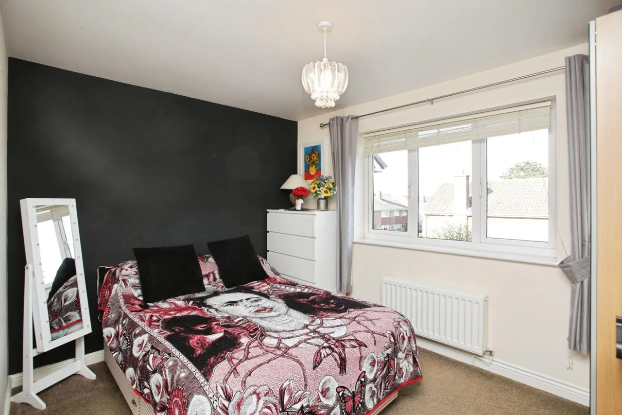 Lionel Close, Nuneaton, CV10, photo 19