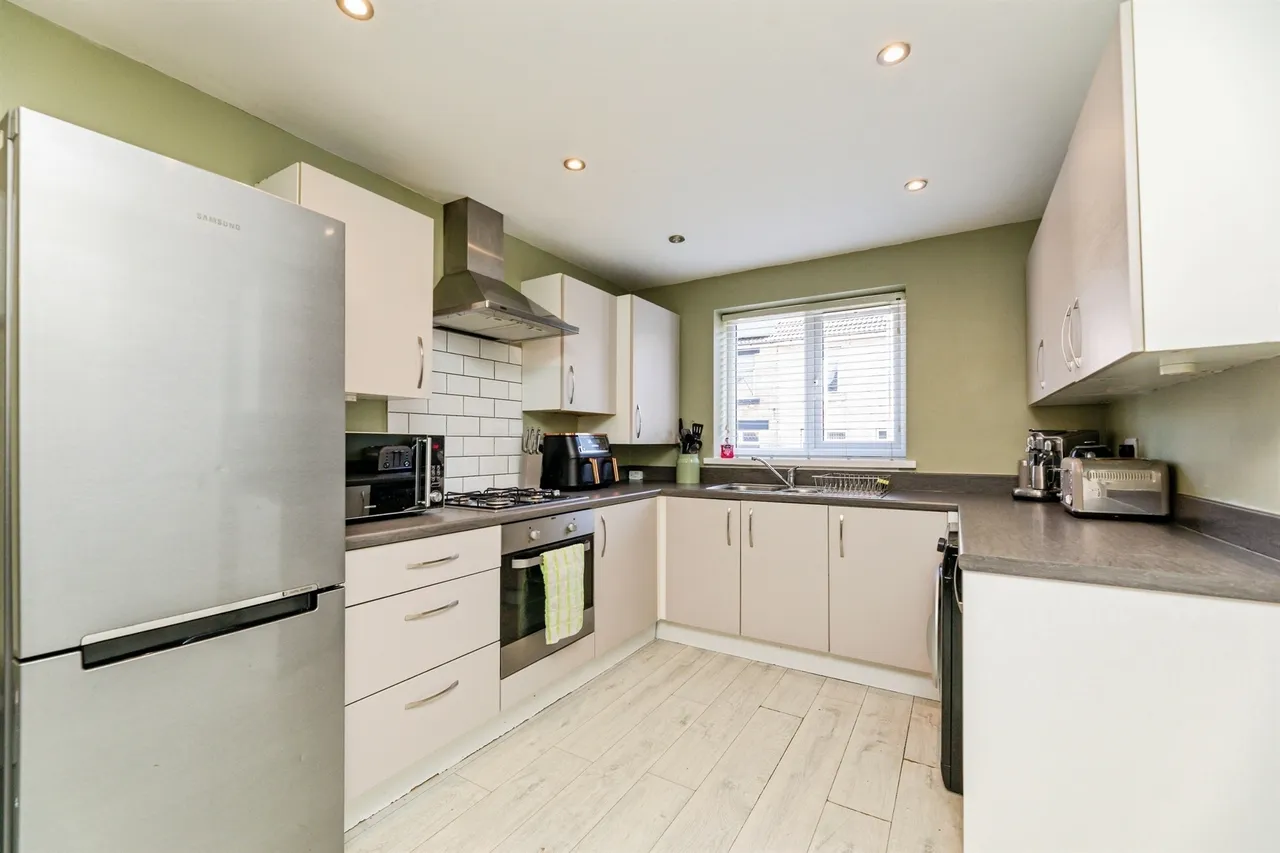 Barber Street, Hoyland, S74, photo 5