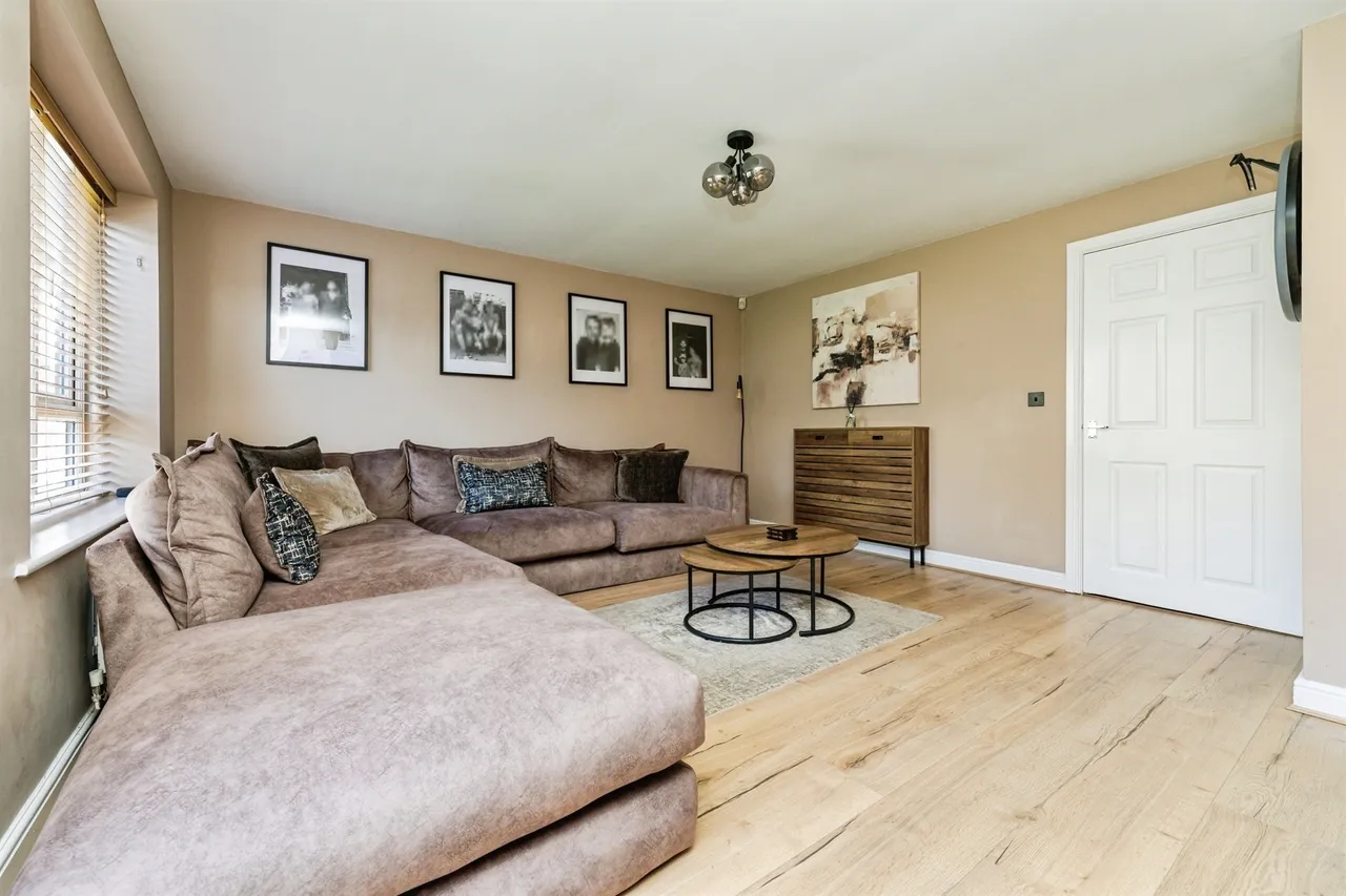 Barber Street, Hoyland, S74, photo 2