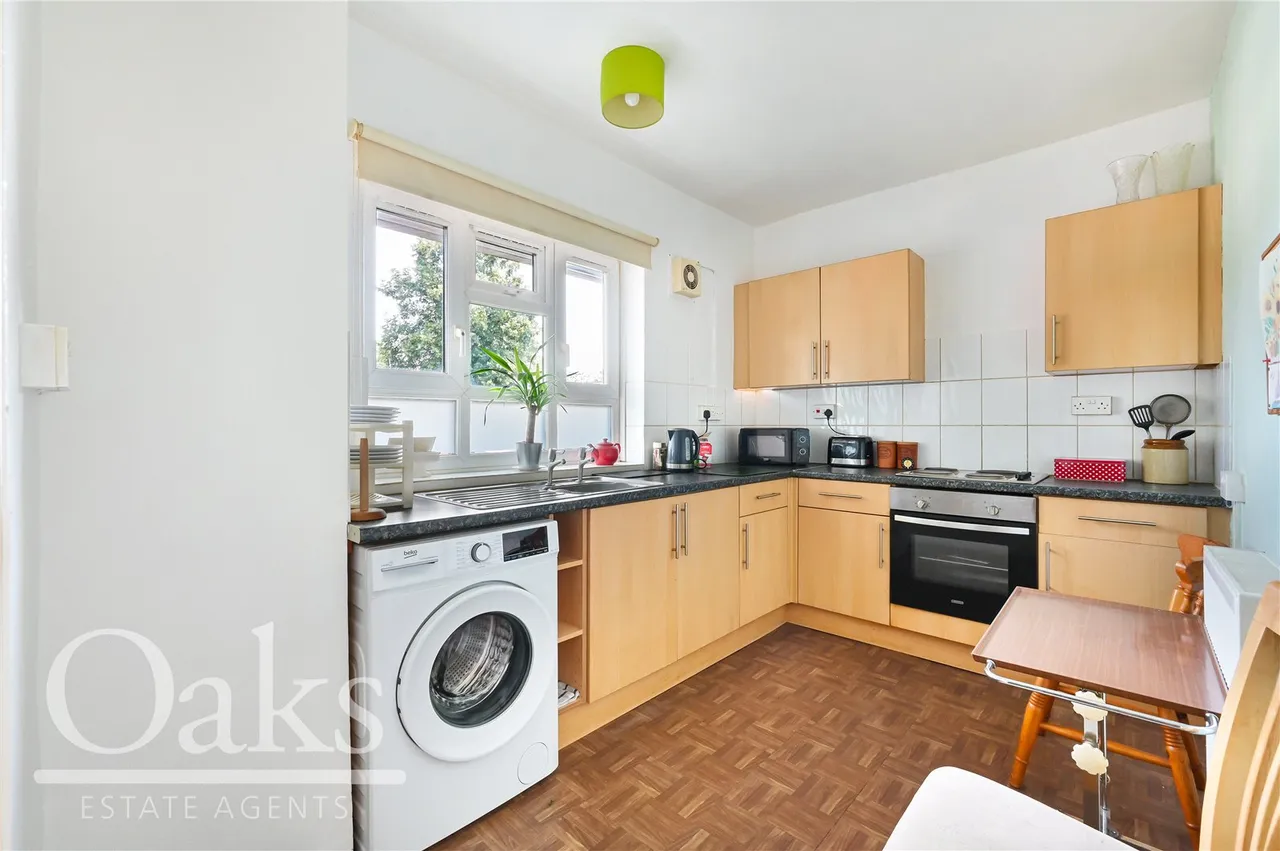 Brockham Drive, Tulse Hill, SW2, photo 3