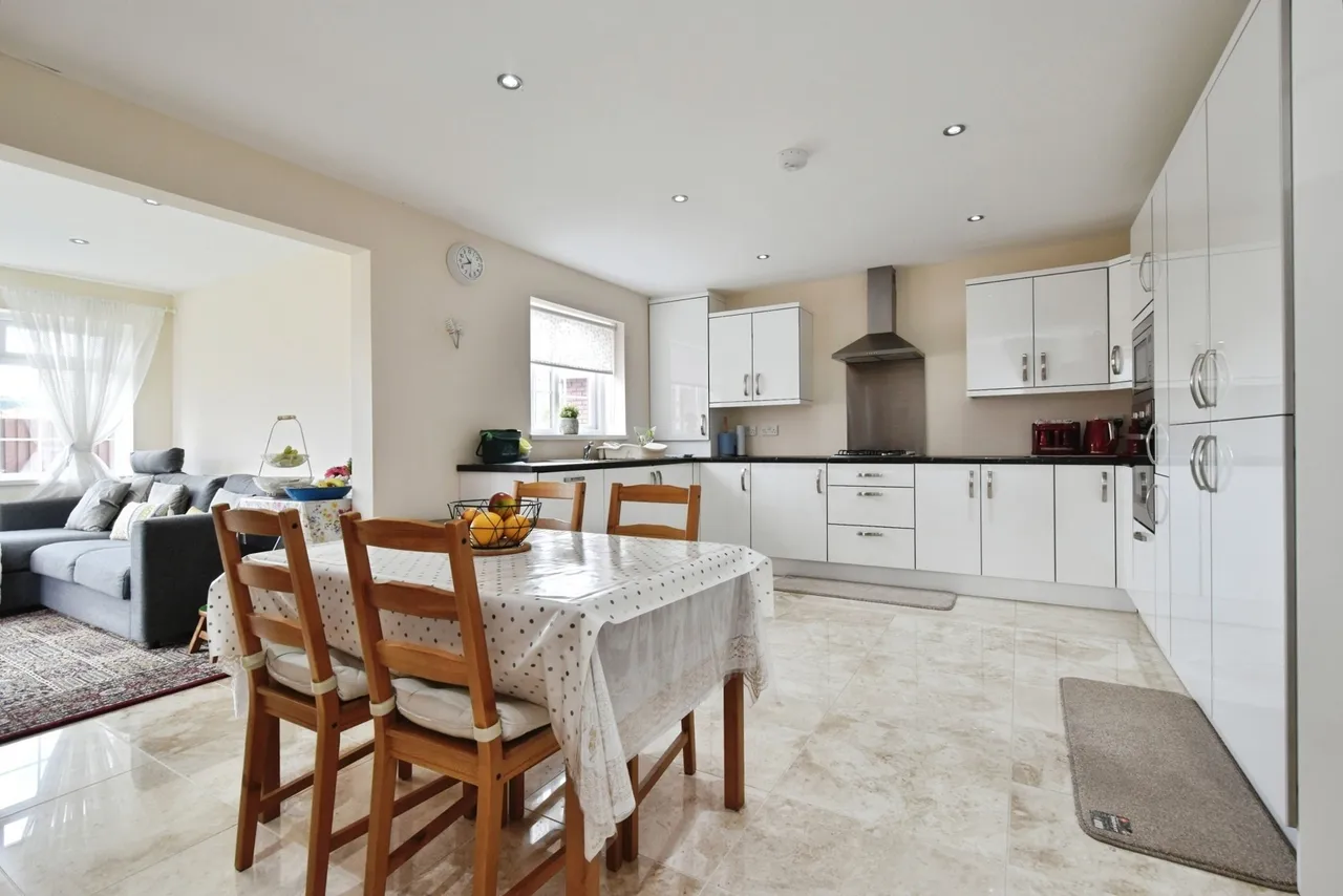 Clos Trehelyg, Ebbw Vale, NP23, photo 8