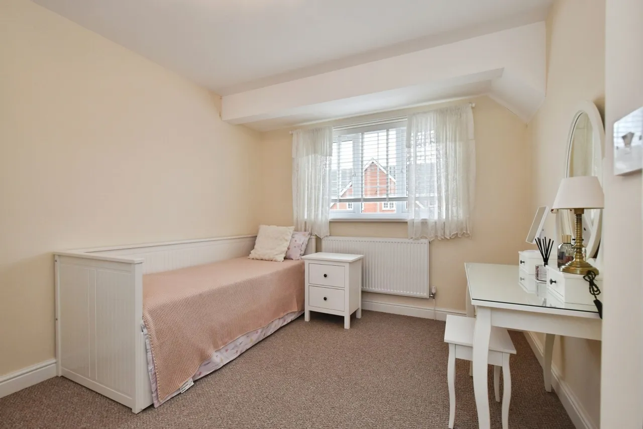 Clos Trehelyg, Ebbw Vale, NP23, photo 15