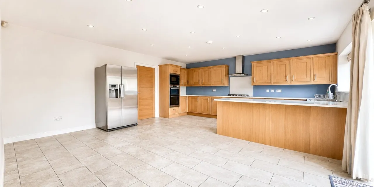 Column Road, Wirral, CH48, photo 16