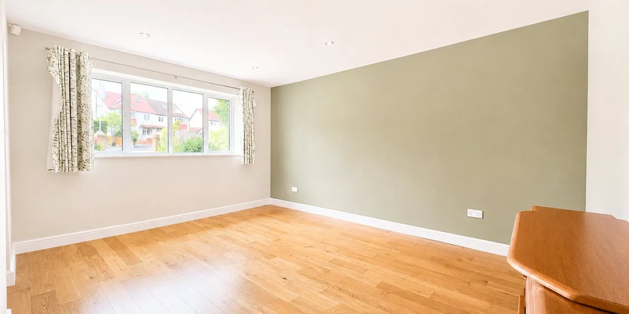 Column Road, Wirral, CH48, photo 5