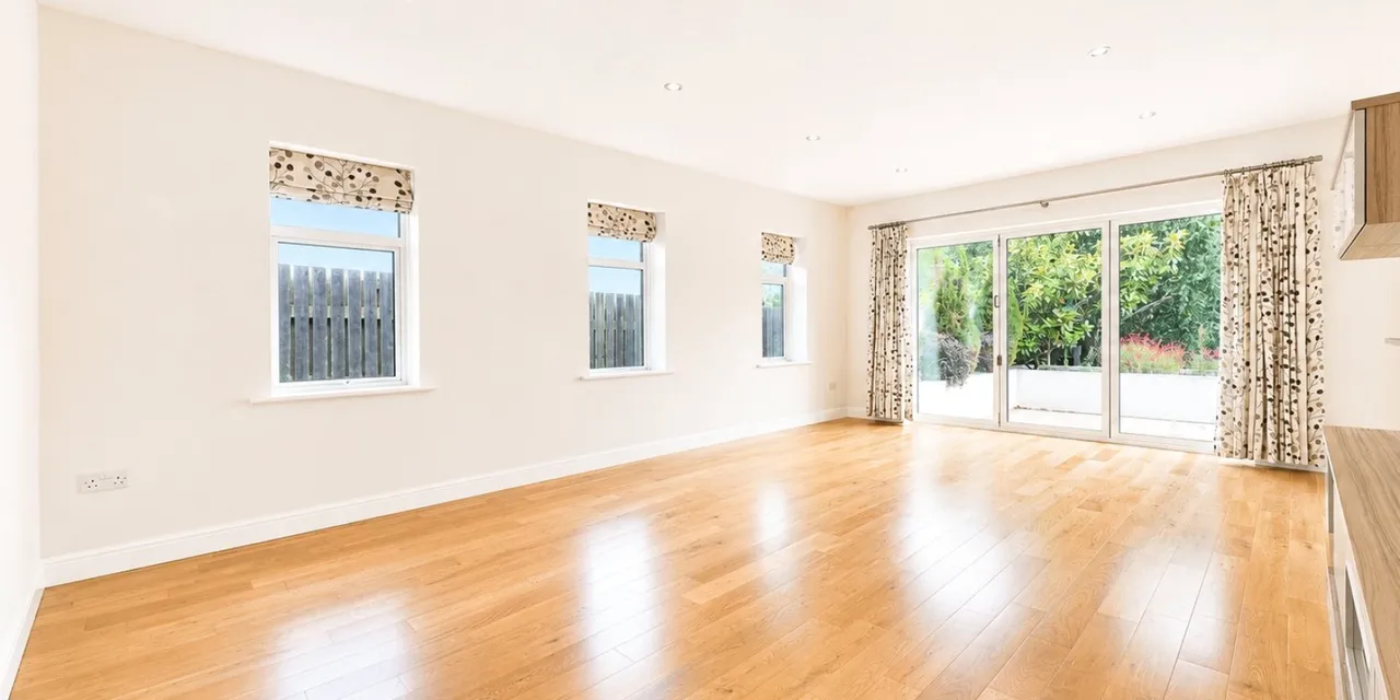 Column Road, Wirral, CH48, photo 3