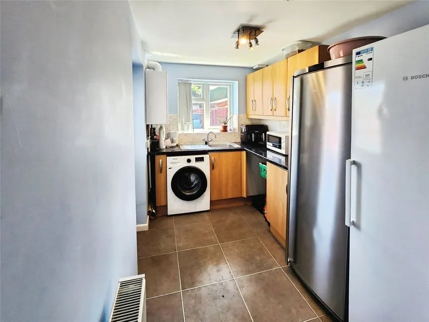 Malvern Avenue, Nuneaton, Warwickshire, CV10, photo 11