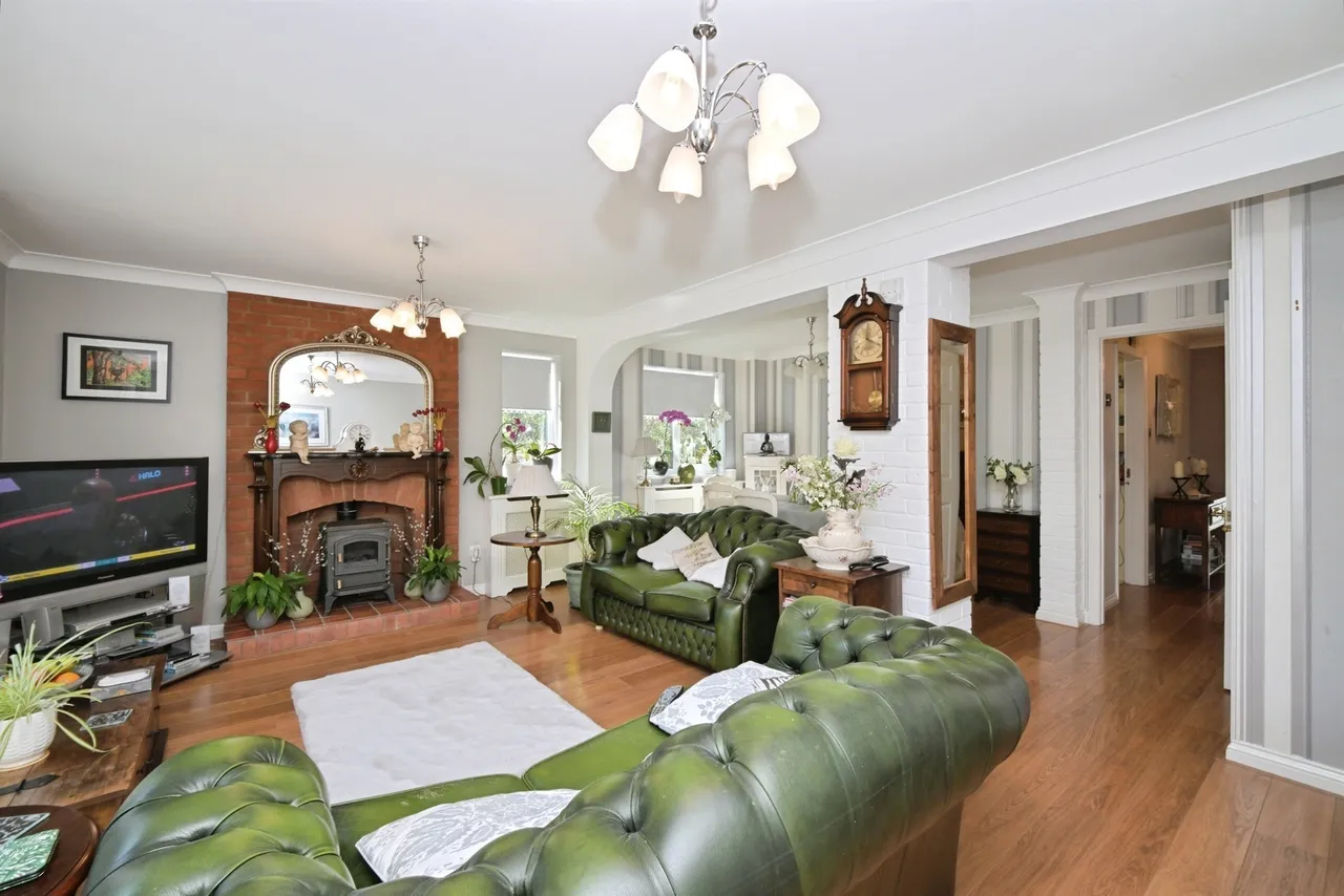 Harlow Road, Roydon, HARLOW, photo 2