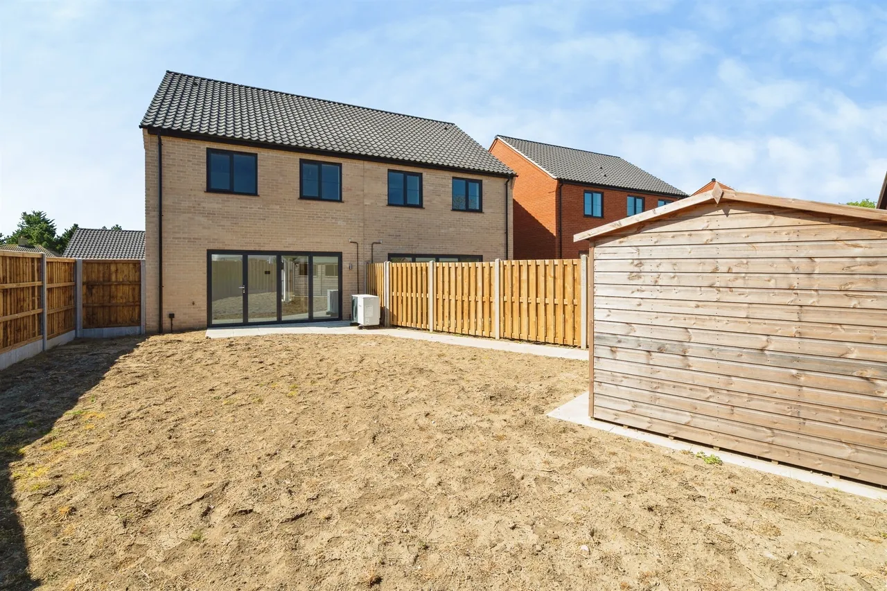 Jubilee Way, Holton, IP19, photo 18