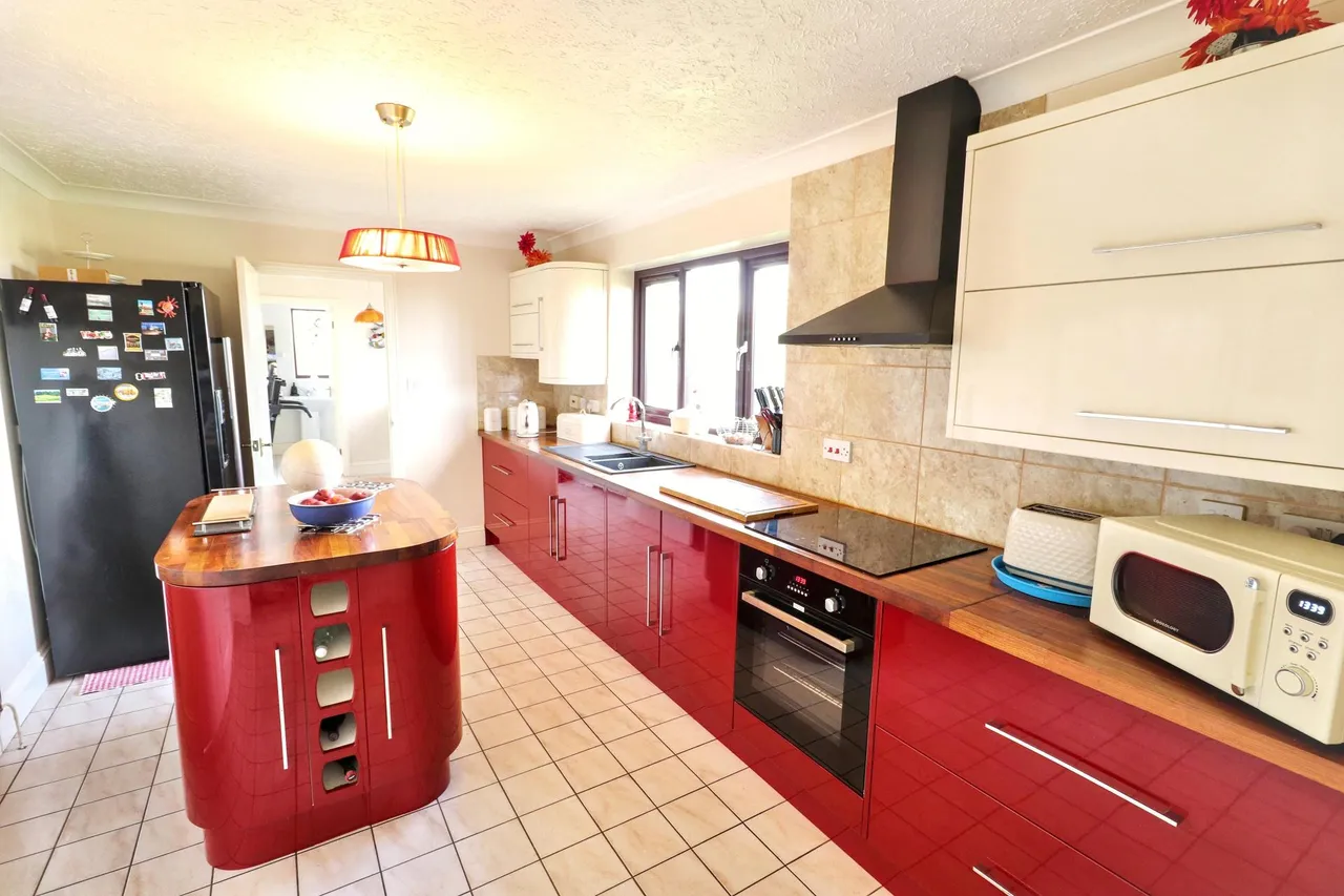 Main Road, Quadring, PE11, photo 2