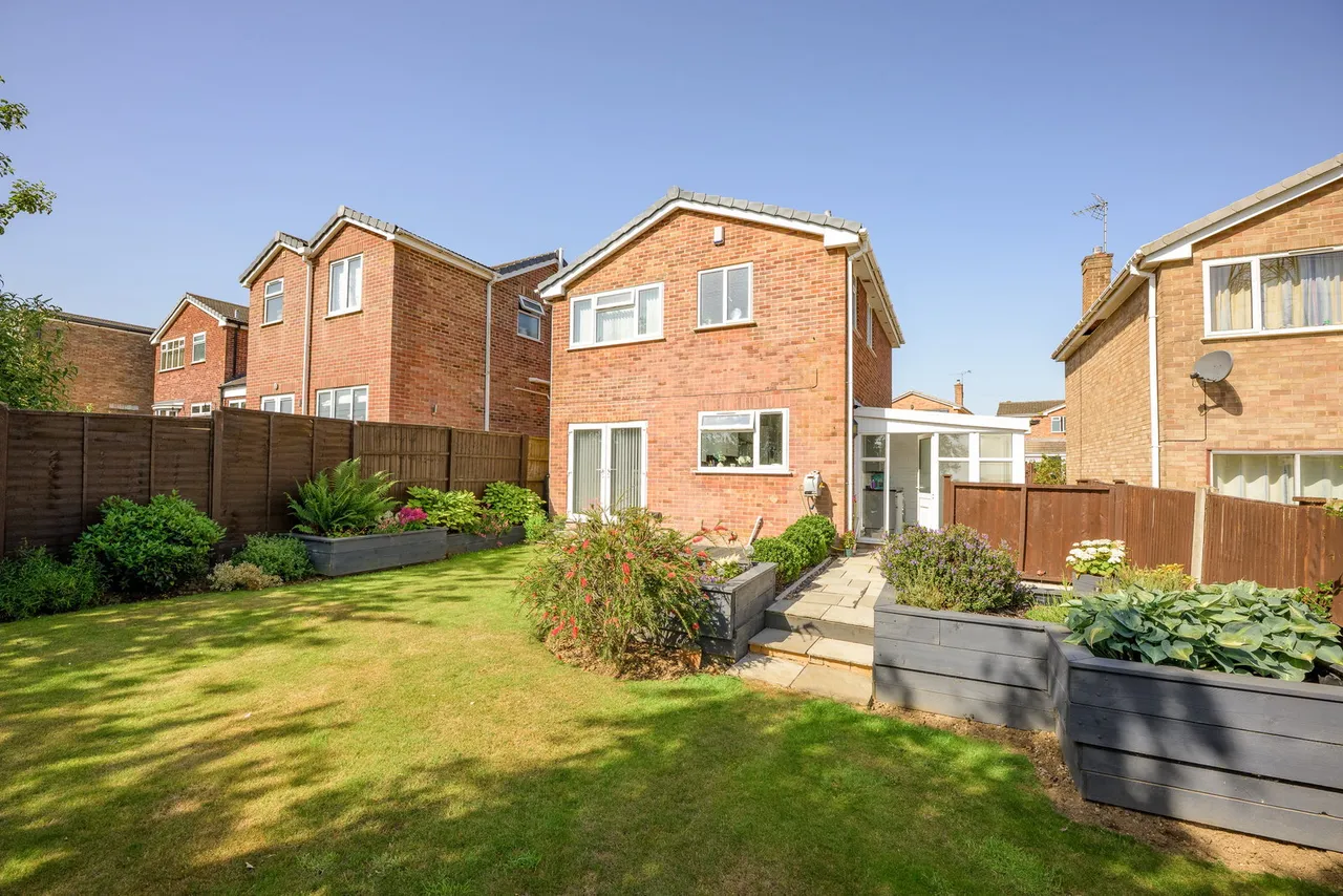 Reedings Close, Barrowby, photo 23