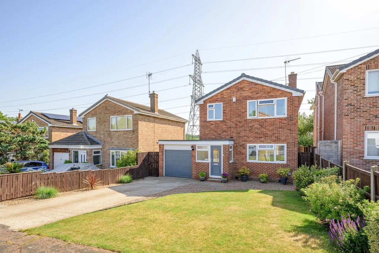 Reedings Close, Barrowby, photo 26